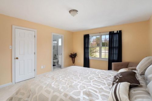 11339 Mosley Forest Dr, Saint Louis MO 63141-7563 exterior