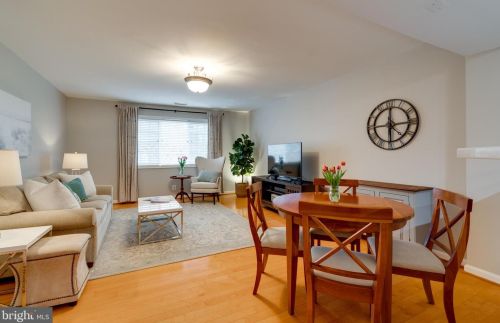 5262 Maris Ave, Alexandria VA exterior