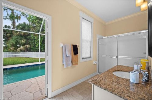 2066 Imperial Cir, Naples FL 34110-1089 exterior