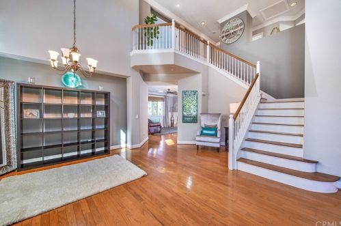 11307 Brookfall Ct, Riverside CA 92505-5135 exterior