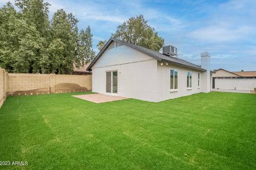 18230 17 Way, Phoenix AZ 85022-1309 exterior