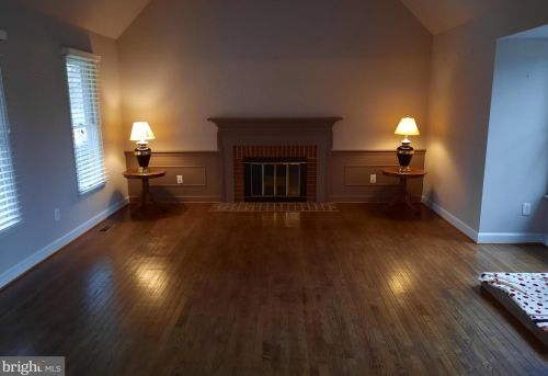 6643 Madison Mclean Dr, Mc Lean VA  22101-2902 exterior