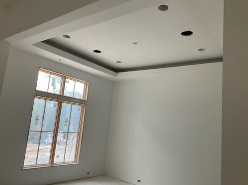 5271 Lk Forrest Dr, Atlanta GA 30342-2524 exterior