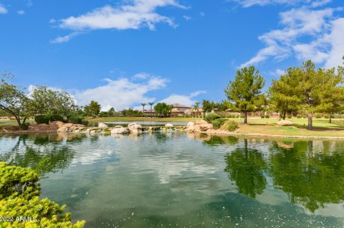 654 Bartlett Way, Chandler AZ  85248-5088 exterior