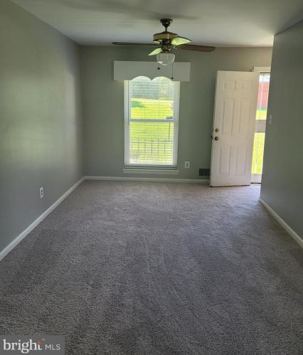 4703 Eads St, Washington DC 20019-4611 exterior