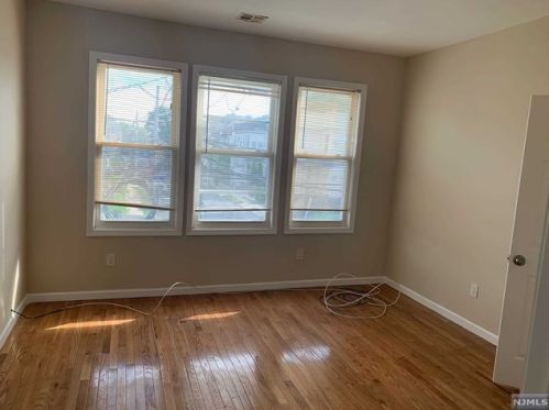 680 18th Ave, Irvington NJ  07111-4453 exterior