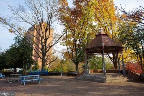 106 Geneva Ave, Silver Spring MD  20910-5105 exterior