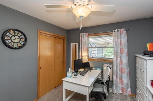 6957 Verona Ct, Milwaukee WI 53227-4429 exterior