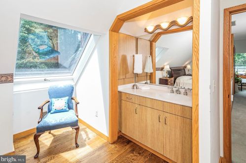 25 Constitution Hl, Princeton NJ 08540-6752 exterior