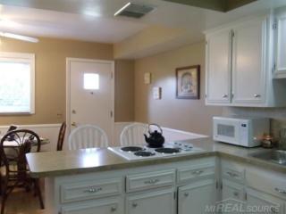 17209 Jefferson Ave, Detroit MI  48230-1917 exterior