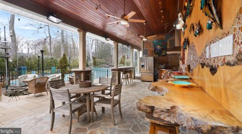 4512 Dolphin Ln, Alexandria VA 22309-3110 exterior