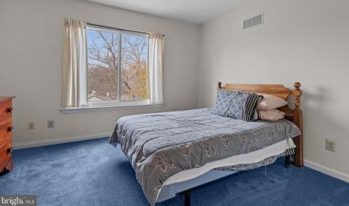 2819 Lee Dr, Jamison PA 18929-1047 exterior