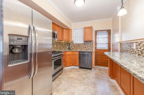 2524 Alder St, Philadelphia PA 19133-1628 exterior