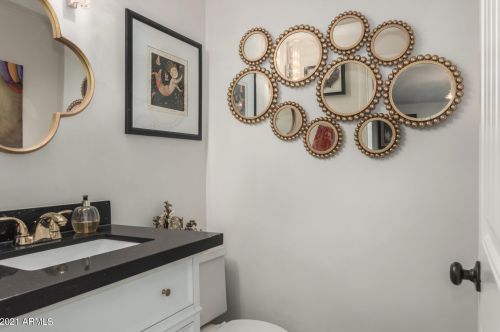 1118 Colter St, Phoenix AZ 85018-1640 exterior