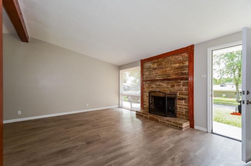 1722 Ridgewood Dr, Saint Louis MO  63126-1327 exterior