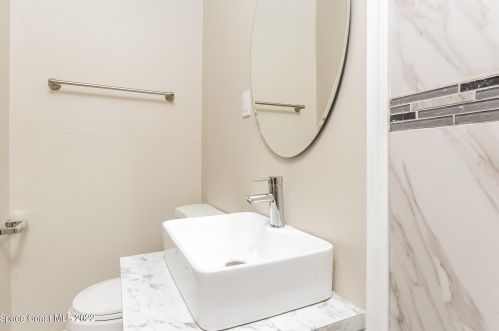 426 Eastport Cir, Fort Pierce FL  34953-7126 exterior