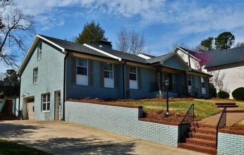 939 Chattahoochee Dr, Gainesville GA 30501-2303 exterior