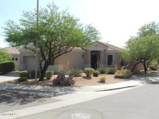 22460 52nd Pl, Phoenix AZ  85054-7115 exterior