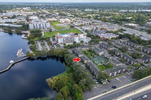 127 Oyster Bay Cir, Altamonte Springs FL 32701-8084 exterior
