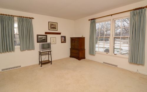 478 Allison St, Elmhurst IL 60126-4602 exterior