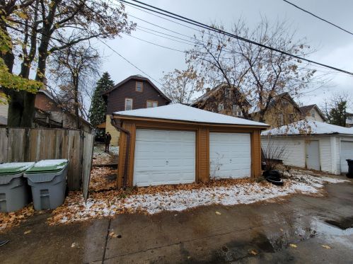 2740 53rd St, Milwaukee WI  53219-3265 exterior