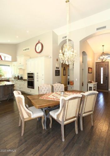 4515 Chisum Trl, Phoenix AZ  85050-8568 exterior