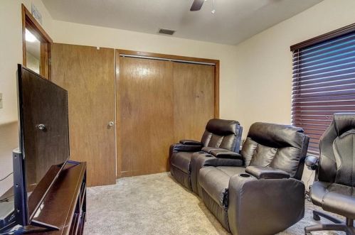 3101 Gordon Ct, Tampa FL 33619-1833 exterior