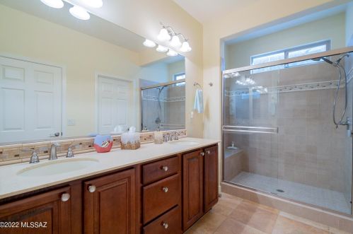 1094 Night Heron Dr, Green Valley AZ 85614-6016 exterior