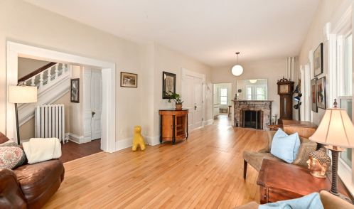 1137 49, Milwaukee WI 53214-3527 exterior