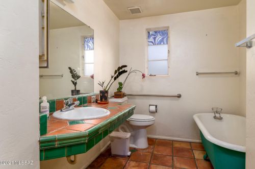 2922 9th St, Tucson AZ  85716-5207 exterior