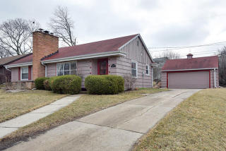 2065 Sunset Ct, Milwaukee WI  53226-2750 exterior