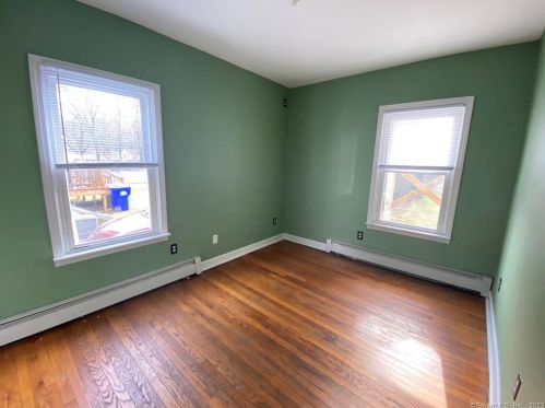 13 Franklin St, Wallingford CT 06492-4115 exterior