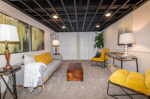 5222 Terry Ave, Milwaukee WI 53223-3066 exterior