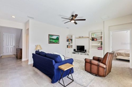 3032 Van Buren Dr, Tampa FL 33611-5329 exterior