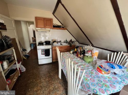 268 Harvey St, Philadelphia PA 19144-3818 exterior