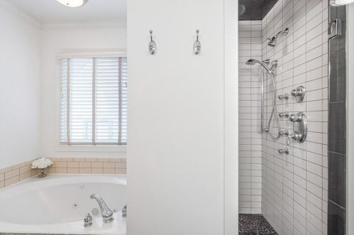 1371 Edmund Ct, Atlanta GA  30306-2236 exterior