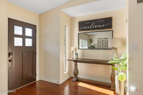 11641 23rd St, Phoenix AZ 85028-1705 exterior