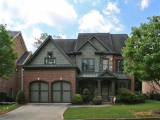 2031 Mendenhall Dr, Atlanta, GA 30341-1789