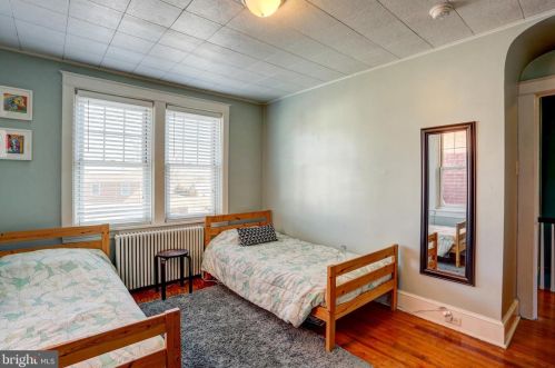 28 Pearl St, Lancaster PA 17603-5413 exterior