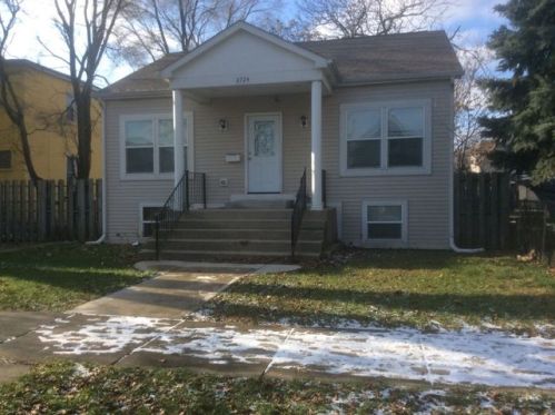 2724 58th Ct, Chicago, IL 60804-3219
