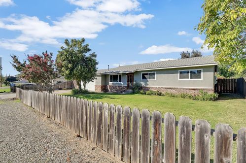 2640 Mulberry St, Sutter, CA 95982-2228