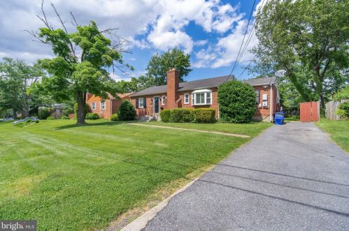 10705 Blossom Ln, Silver Spring, MD 20903-1002