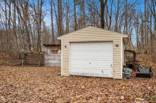 2668 35 St, Allegan MI 49010-9224 exterior