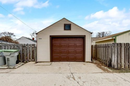 3822 52nd St, Milwaukee WI  53216-2308 exterior