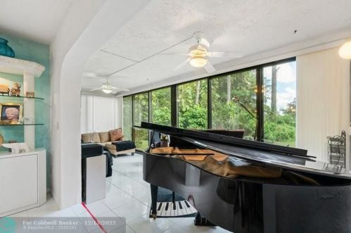 21541 Cypress Hammock Dr, Boca Raton, FL 33428-1948