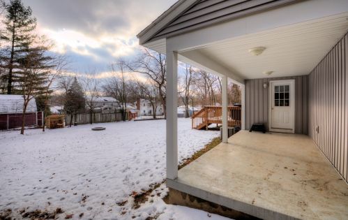 1516 Southlawn Dr, Wyoming MI exterior