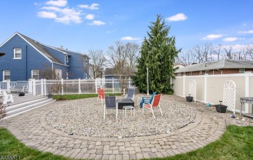 2065 Prospect Ave, Scotch Plains NJ 07076-1369 exterior