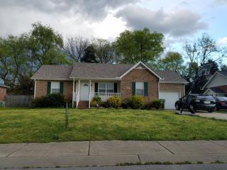 1222 Bolton Dr, Smyrna, TN 37167-6287