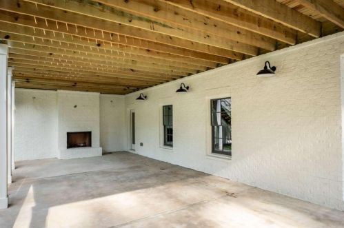 1130 Hudson Dr, Atlanta GA  30306-3578 exterior