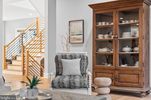 6714 Van Fleet Dr, Mc Lean VA  22101-5140 exterior